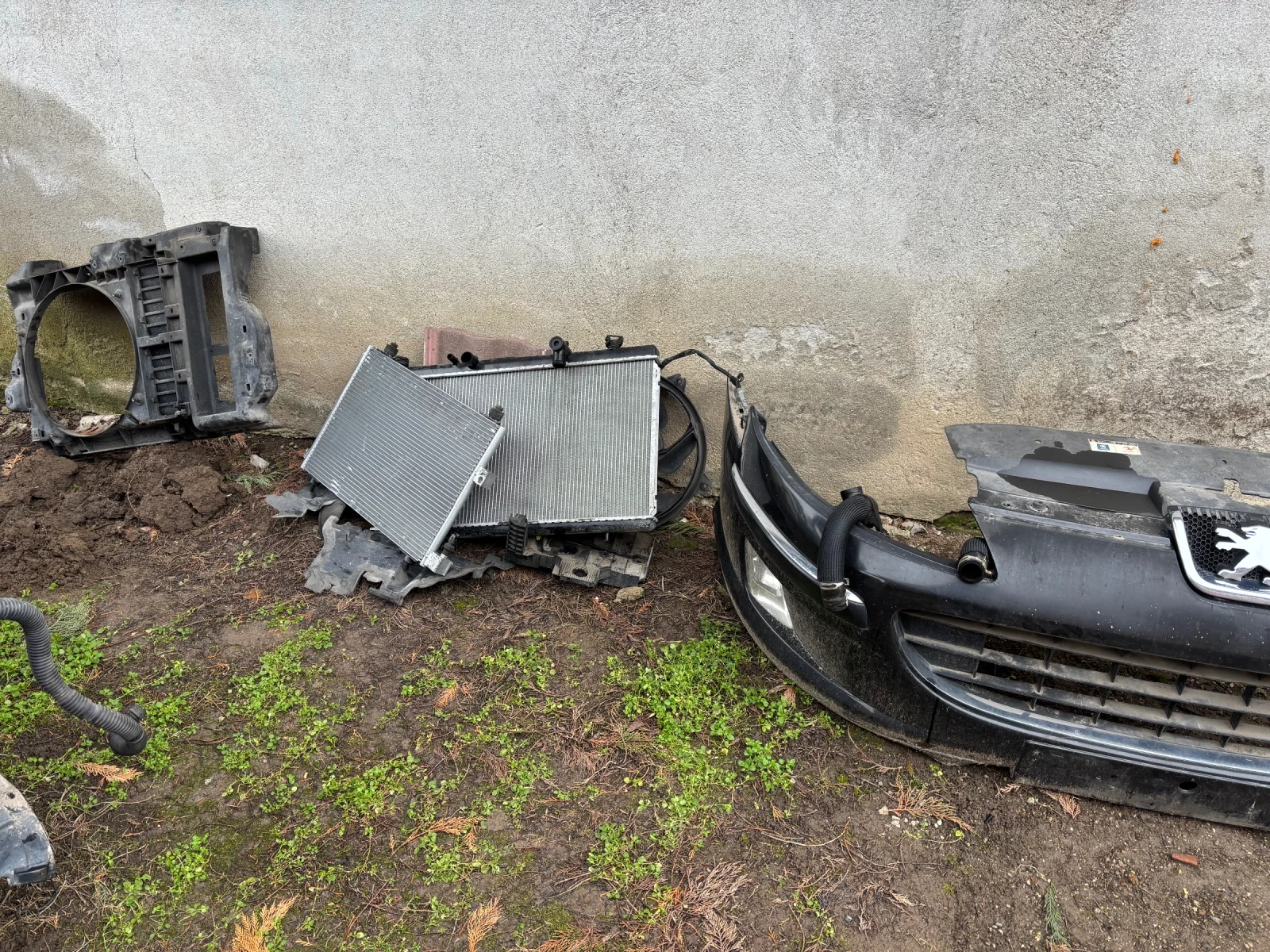 Peugeot 407 3.0 бензин 6-степенен AISIN, снимка 17 - Автомобили и джипове - 53818185