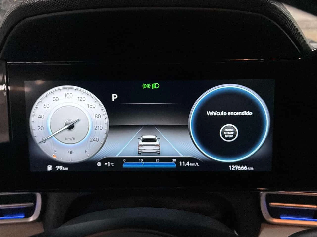 Hyundai Elantra * Ultimate Tech * CARFAX * БЕЗ ПЪРВОНАЧАЛНА ВНОСКА - изображение 8