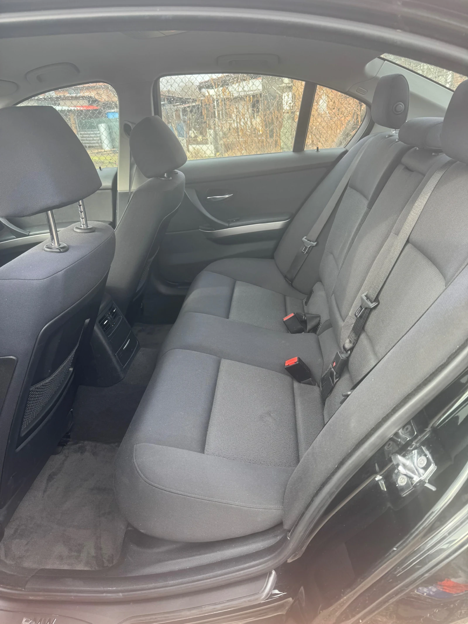 BMW 318, снимка 14 - Автомобили и джипове - 54337704