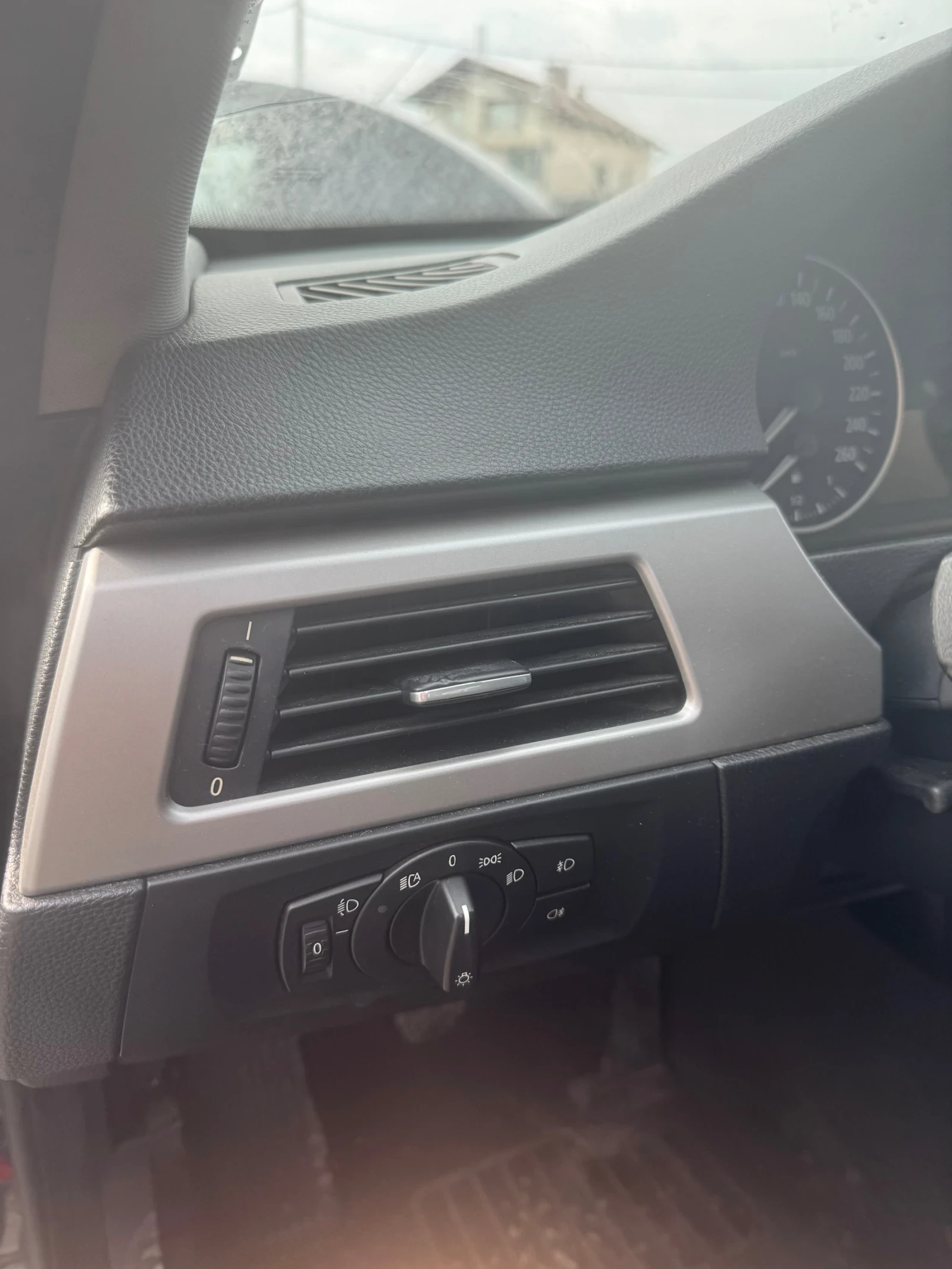 BMW 318, снимка 11 - Автомобили и джипове - 54337704