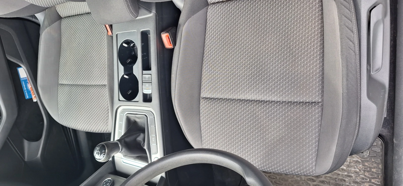 VW Passat B8, снимка 9 - Автомобили и джипове - 54355311