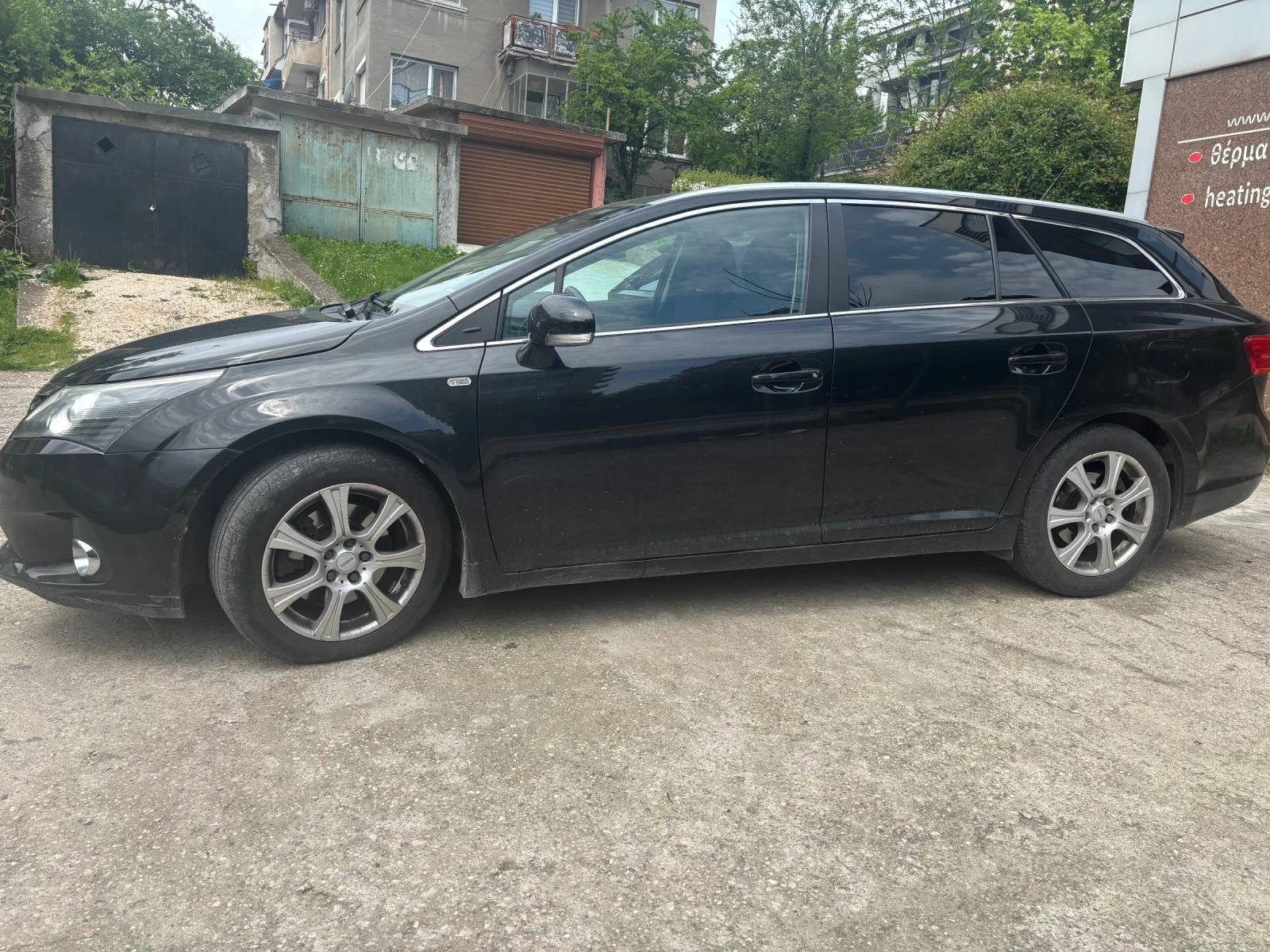 Toyota Avensis, снимка 3 - Автомобили и джипове - 54379433