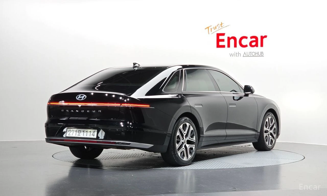 Hyundai Grandeur HYBRID* EXCLUSIVE* ХЕДЪП* ОБДУХВАНЕ* LANE* ASSIST*, снимка 2 - Автомобили и джипове - 54576017