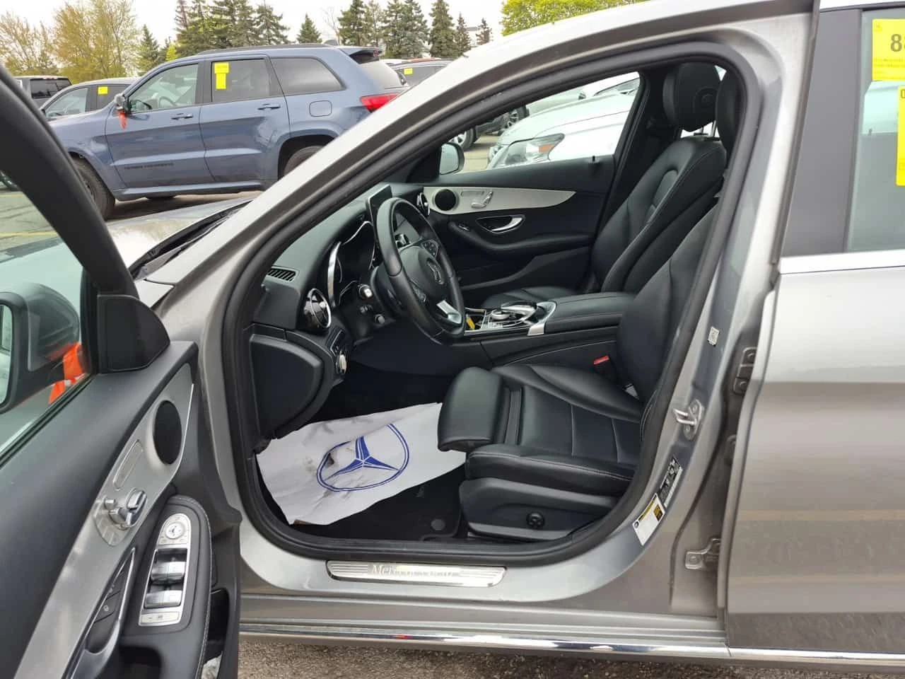 Mercedes-Benz C 300 4matic * LED фарове * CARFAX * 78k km! * , снимка 7 - Автомобили и джипове - 54607423