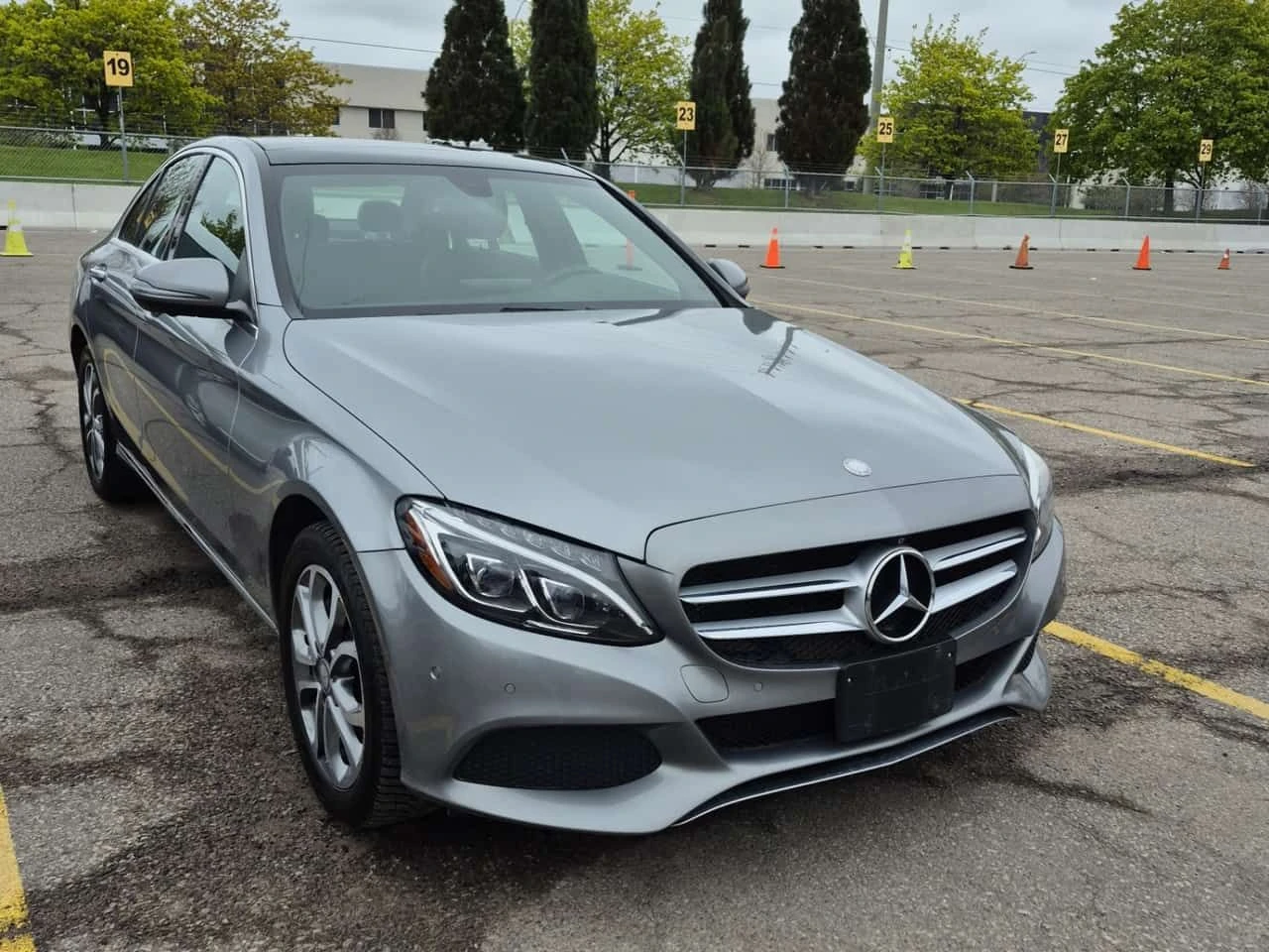 Mercedes-Benz C 300 4matic * LED фарове * CARFAX * 78k km! * , снимка 2 - Автомобили и джипове - 54607423