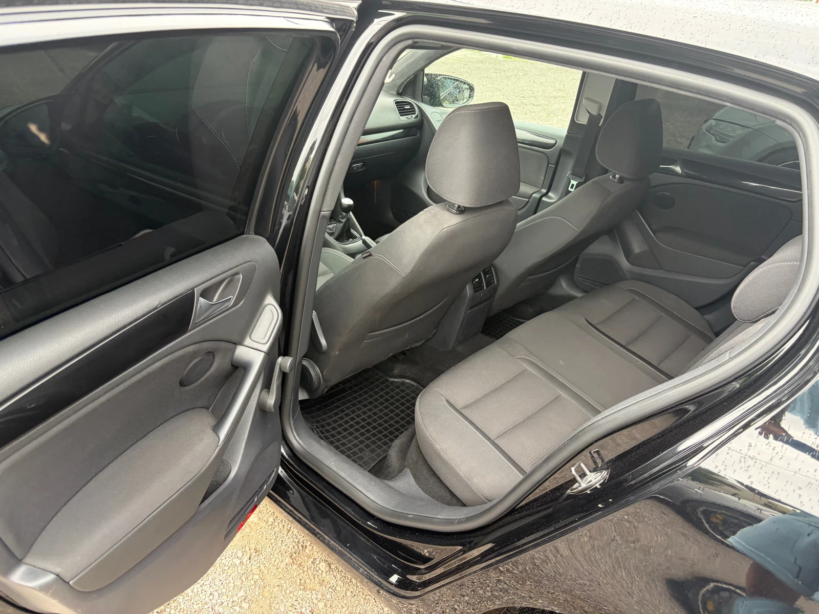 VW Golf R, снимка 14 - Автомобили и джипове - 54733273