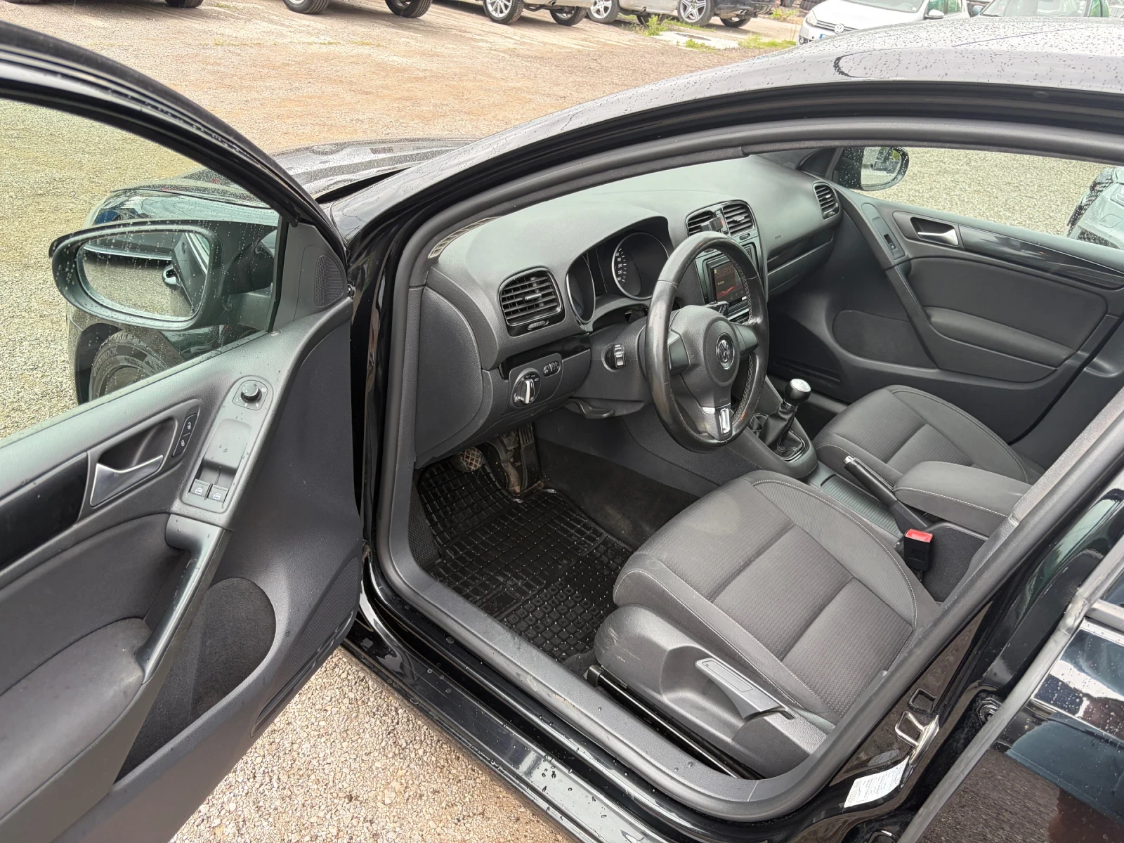 VW Golf R, снимка 10 - Автомобили и джипове - 54733273