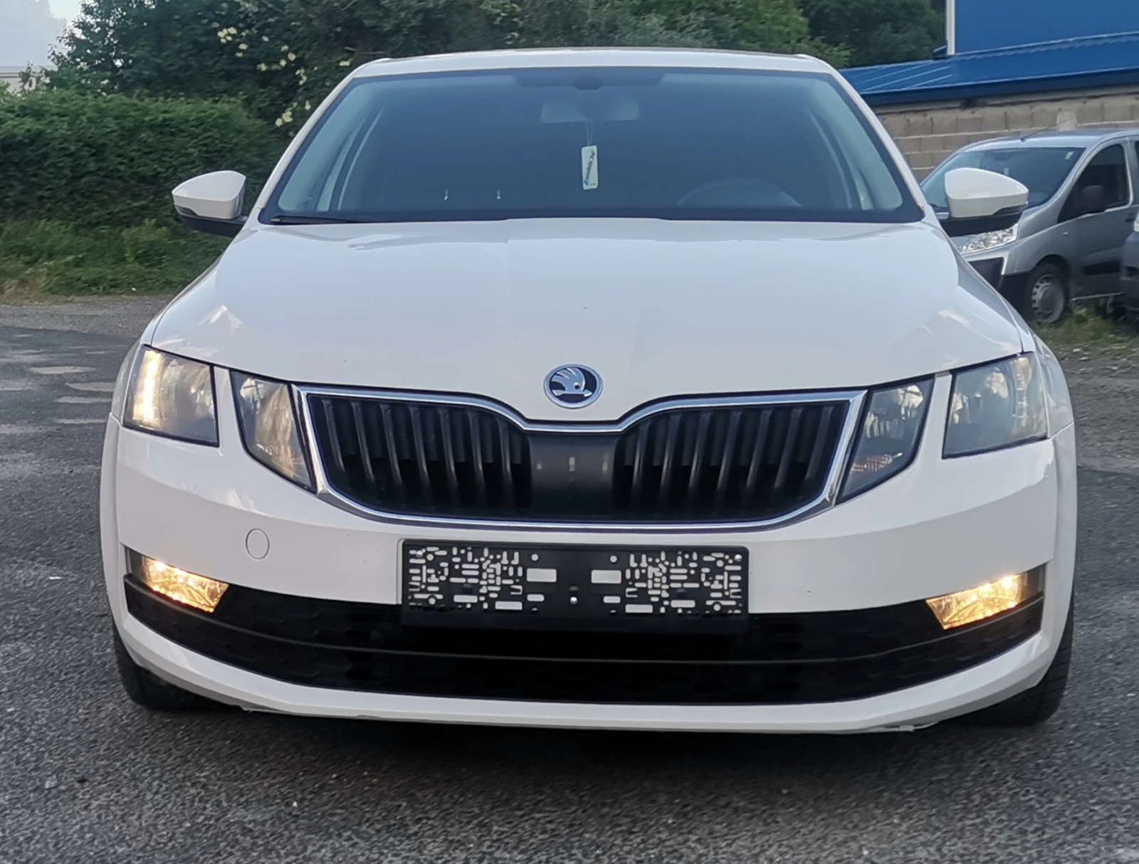 Skoda Octavia 2.0tdi, снимка 3 - Автомобили и джипове - 54861321