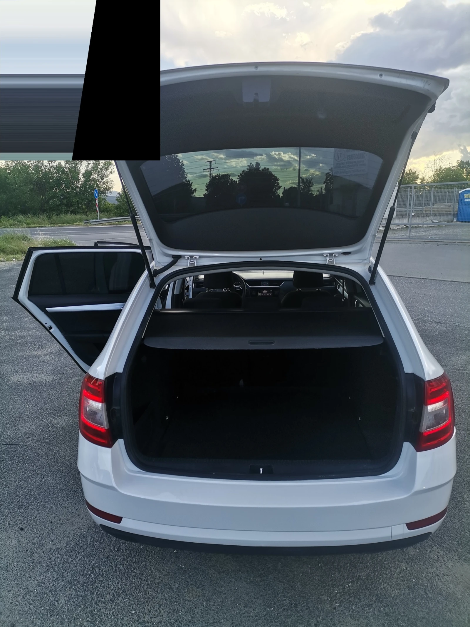 Skoda Octavia 2.0tdi, снимка 6 - Автомобили и джипове - 54861321