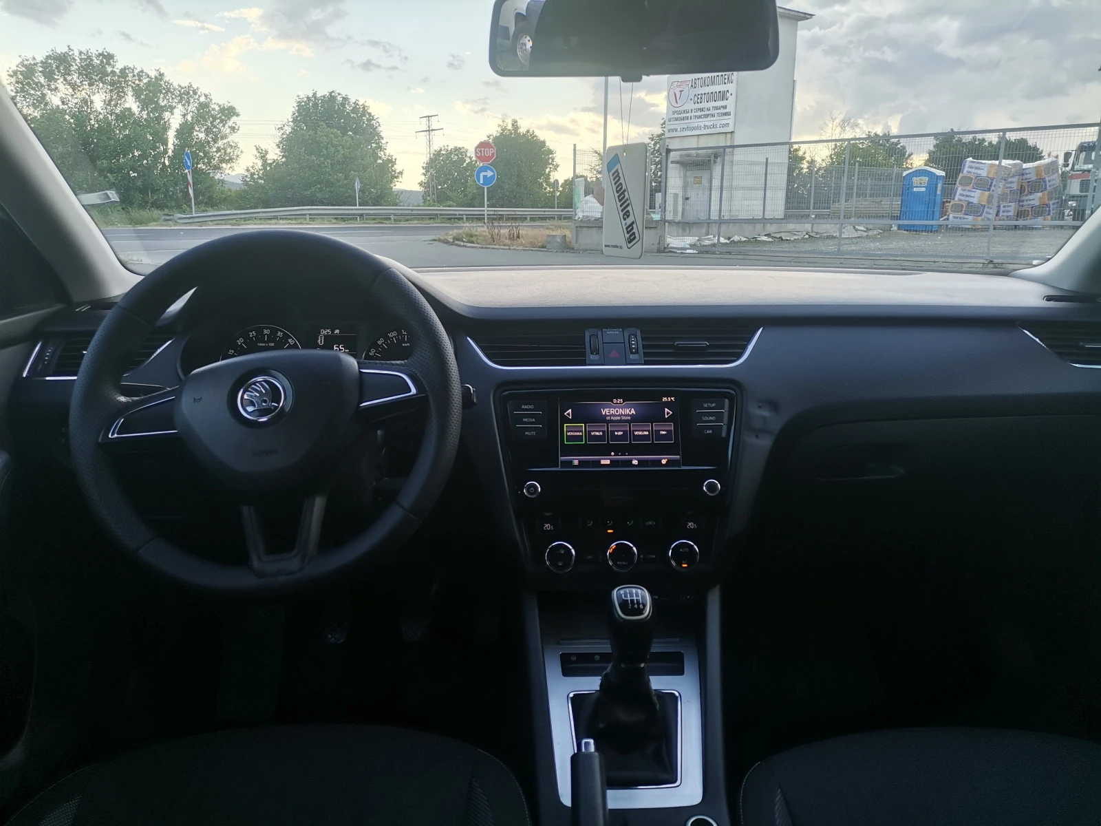 Skoda Octavia 2.0tdi, снимка 9 - Автомобили и джипове - 54861321