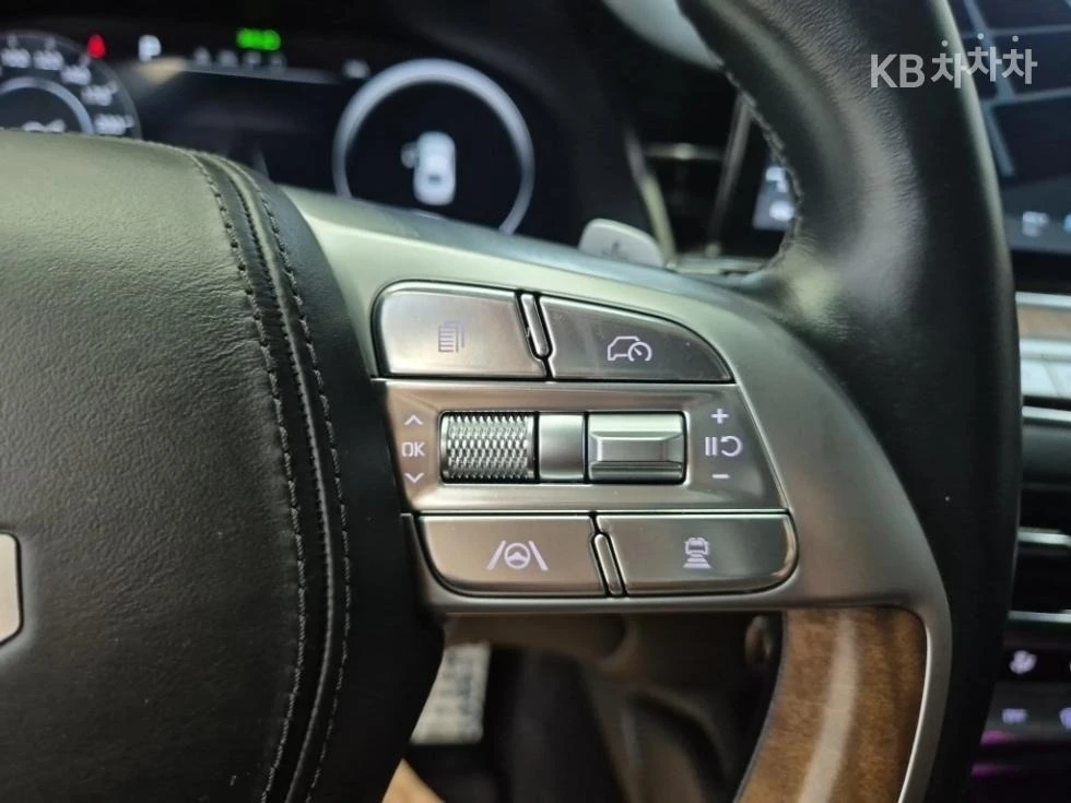 Kia K9 3.8* 4x4* 360* ОБДУХВАНЕ* ХЕДЪП, снимка 6 - Автомобили и джипове - 54897907