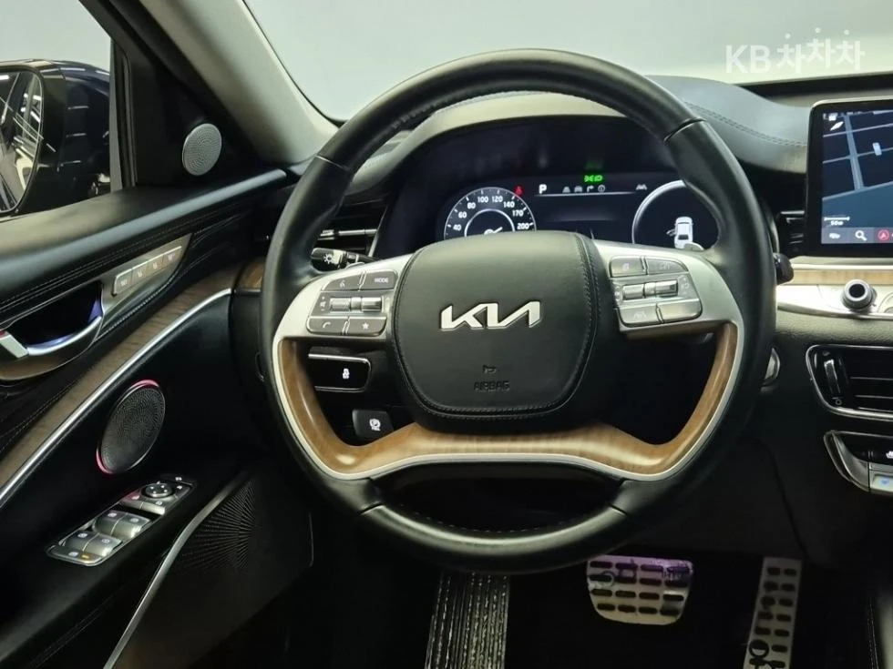Kia K9 3.8* 4x4* 360* ОБДУХВАНЕ* ХЕДЪП, снимка 4 - Автомобили и джипове - 54897907
