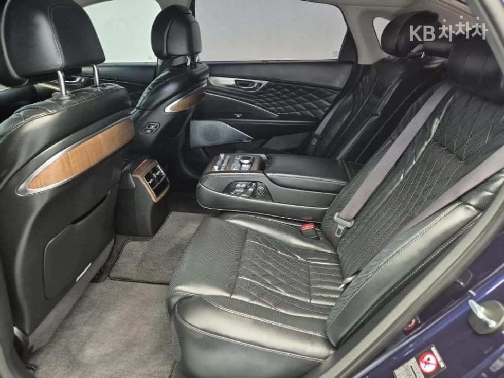 Kia K9 3.8* 4x4* 360* ОБДУХВАНЕ* ХЕДЪП, снимка 11 - Автомобили и джипове - 54897907