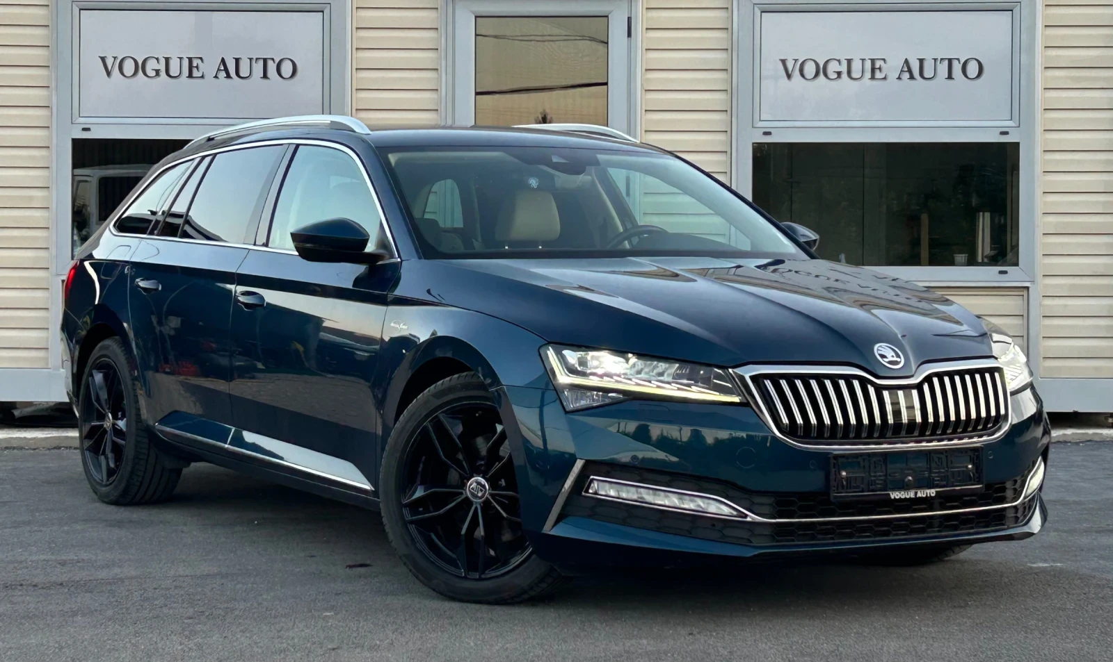 Skoda Superb * 2.0TDI/200H.P.* 4x4* L&K* , снимка 3 - Автомобили и джипове - 55533886