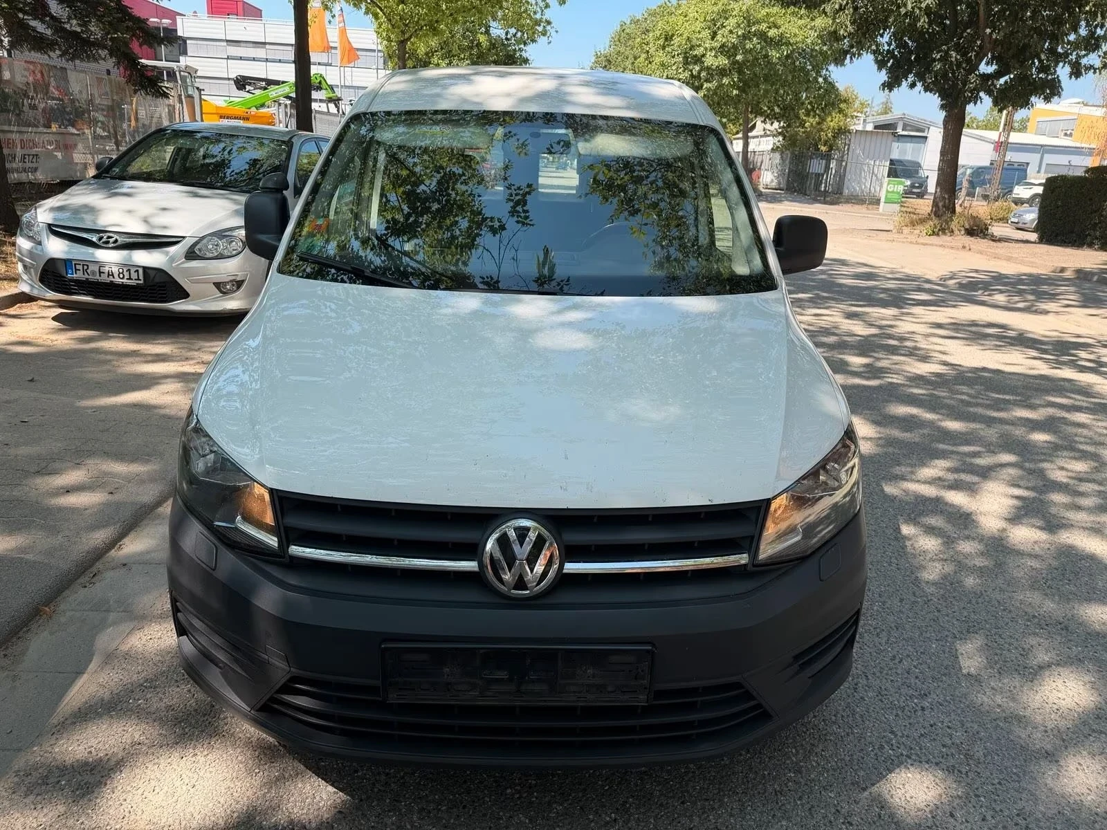 VW Caddy, снимка 2 - Автомобили и джипове - 55586789