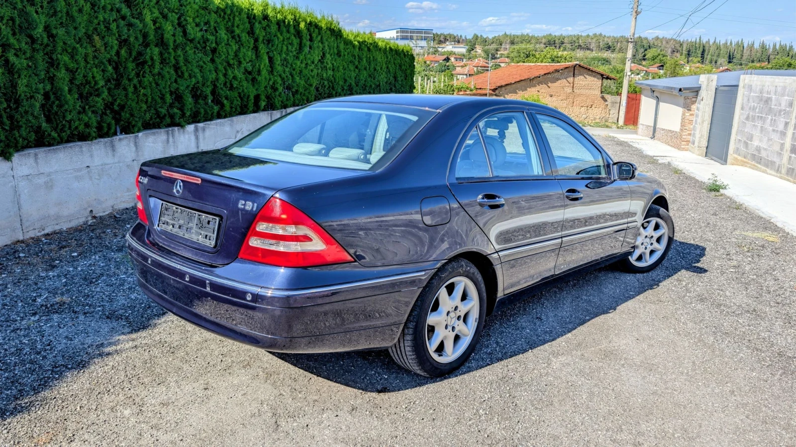 Mercedes-Benz C 270 Automatic, снимка 3 - Автомобили и джипове - 55681406