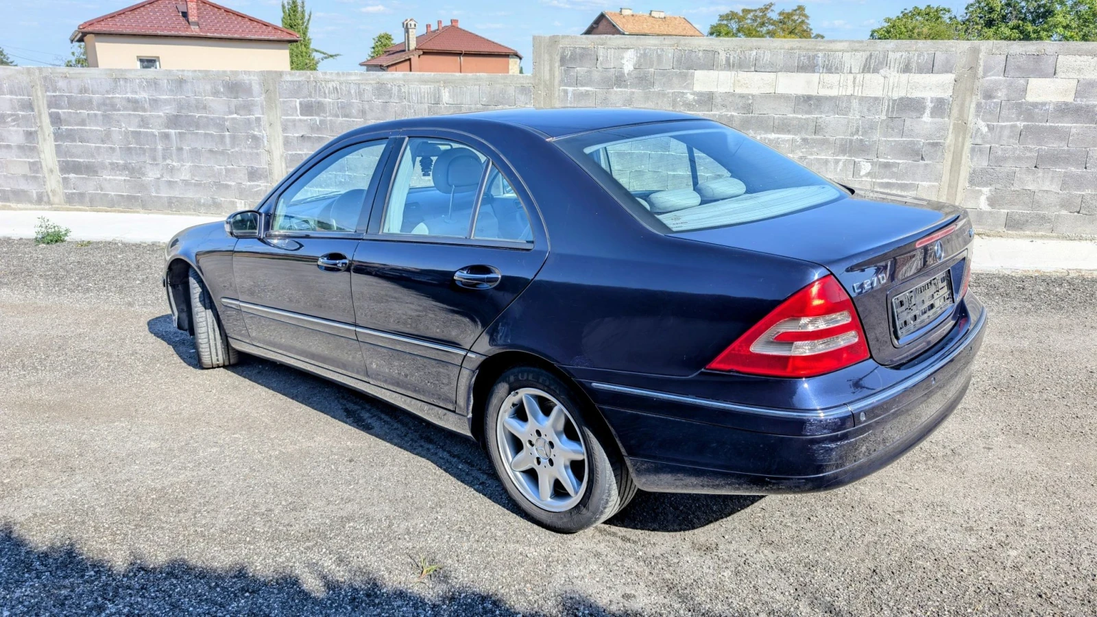 Mercedes-Benz C 270 Automatic, снимка 4 - Автомобили и джипове - 55681406