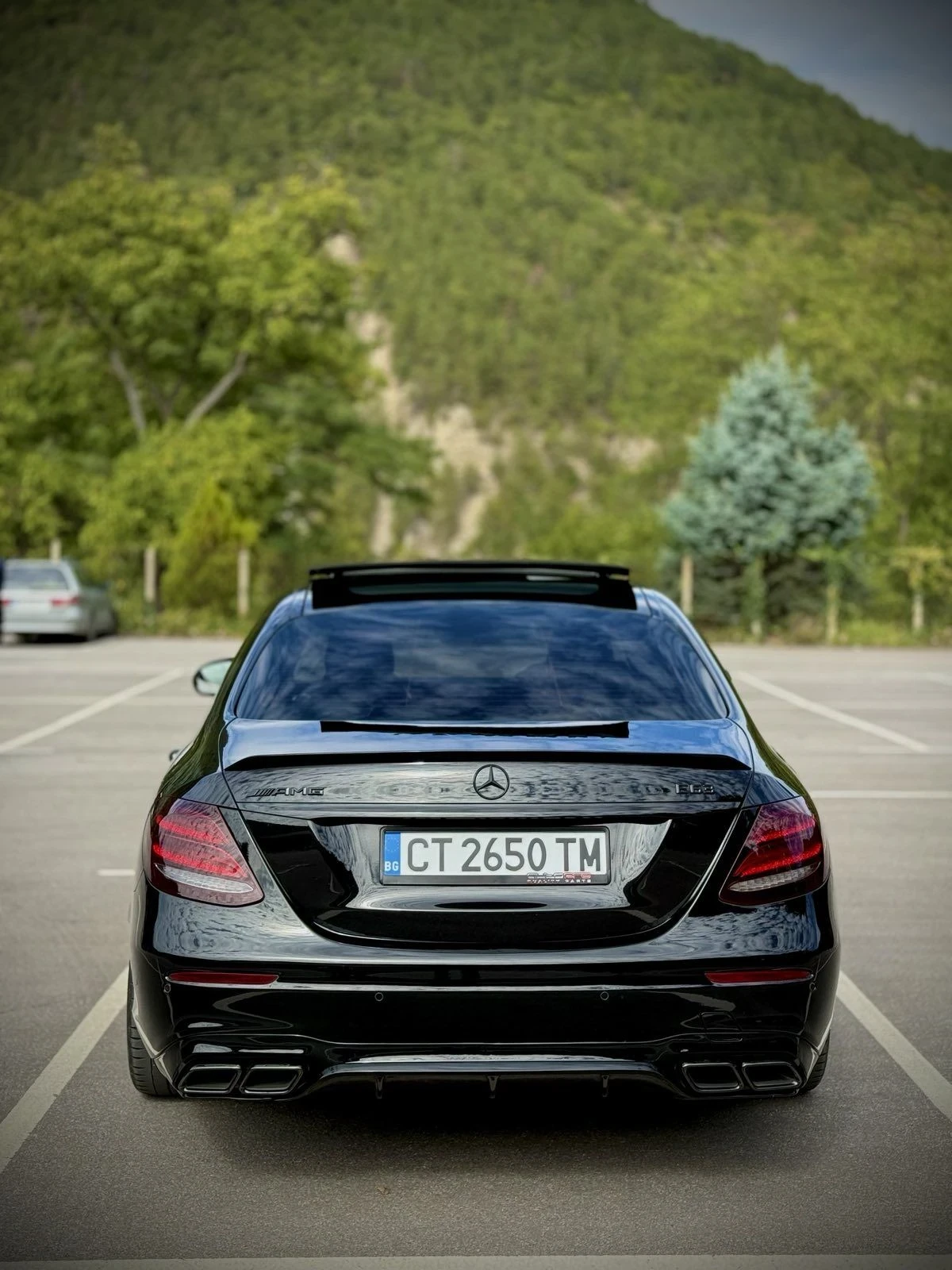 Mercedes-Benz E 220 AMG LINE/BURMESTER/360 CAM /9G-TRONIC/PANORAM, снимка 3 - Автомобили и джипове - 56002865