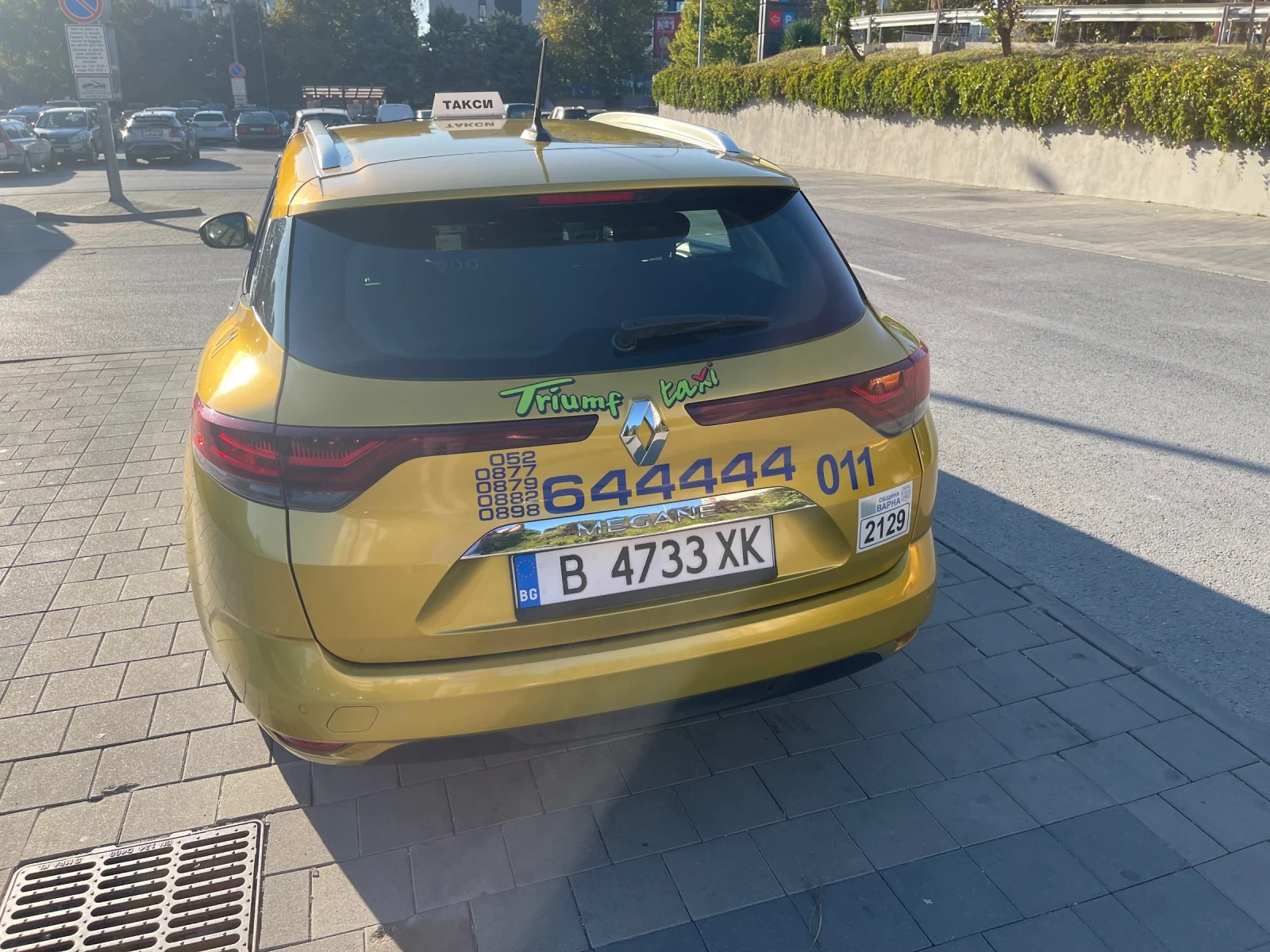 Renault Megane 1.5dci, снимка 4 - Автомобили и джипове - 56139060
