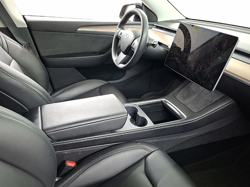 Tesla Model Y Standart range LED Navi Leather Panorama | Mobile.bg � ����������� 5