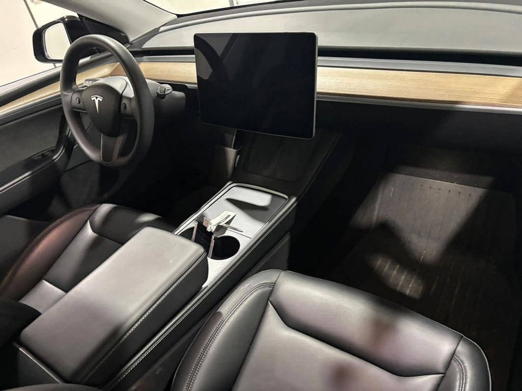 Tesla Model Y Standart range LED Navi Leather Panorama | Mobile.bg � ����������� 6