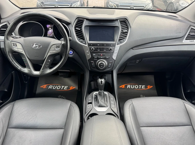 Hyundai Santa fe 2.2CRDi 4WD Подгрев/Панорама/Keyless/Камера, снимка 9 - Автомобили и джипове - 50903854