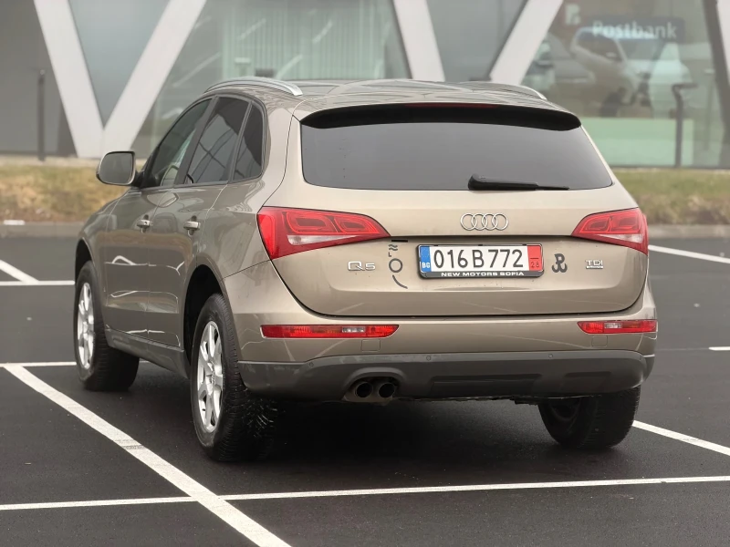 Audi Q5 2.0TDI-4х4-Сервизна история лизинг през Уникредит , снимка 8 - Автомобили и джипове - 53255110