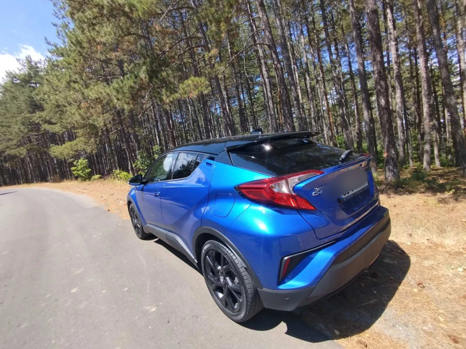 Toyota C-HR 1.8 - изображение 6