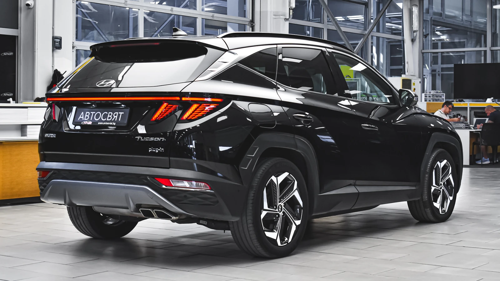 Hyundai Tucson 1.6 T-GDi PREMIUM Plug-in Hybrid 4x4 Automatic - изображение 6