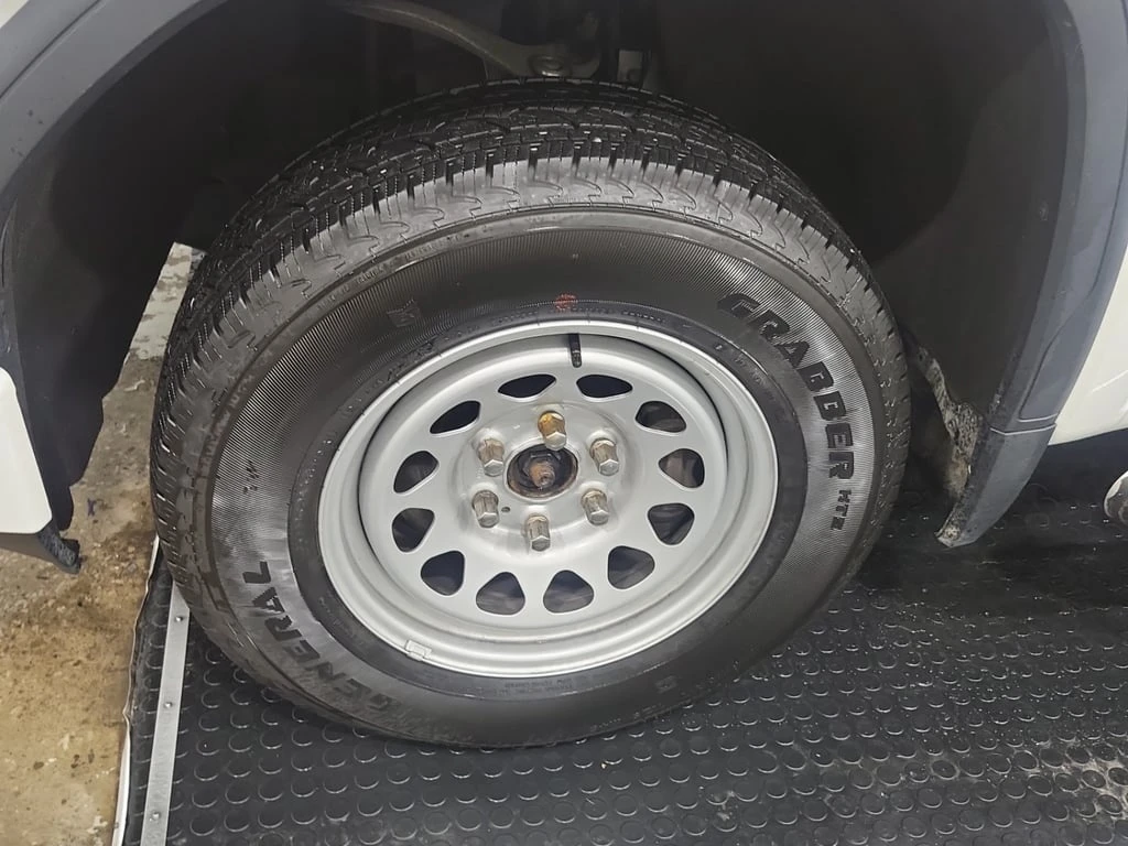 Gmc Sierra * AT4 CREW CAB SHORT BED * CARFAX * ��� ���������� | Mobile.bg � ����������� 17