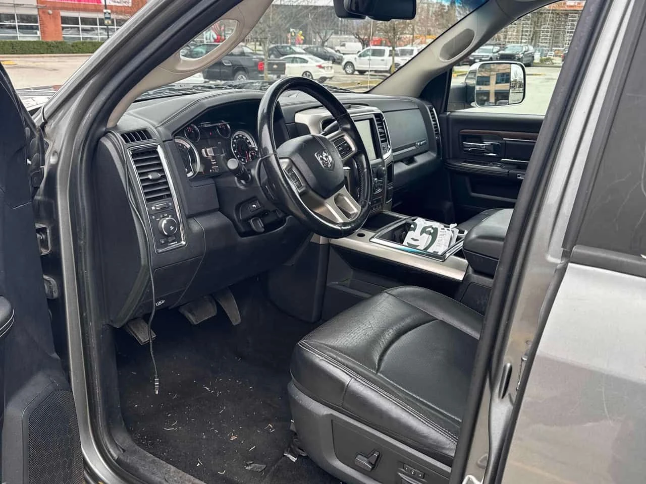 Dodge RAM 2500 * Laramie * PANO* KEYLESS* ПОДГРЕВ* , снимка 5 - Автомобили и джипове - 53842696