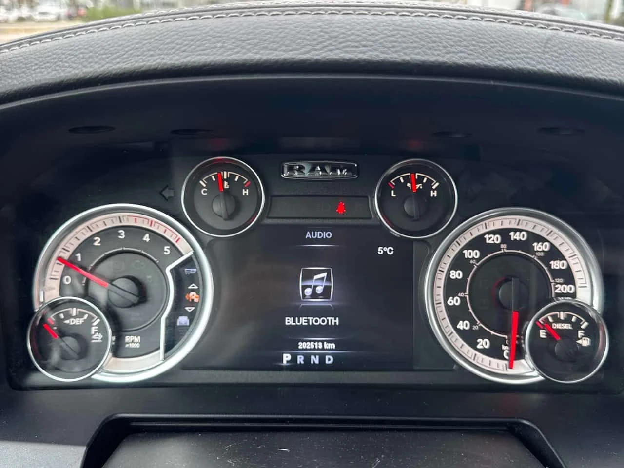 Dodge RAM 2500 * Laramie * PANO* KEYLESS* ПОДГРЕВ* , снимка 8 - Автомобили и джипове - 53842696