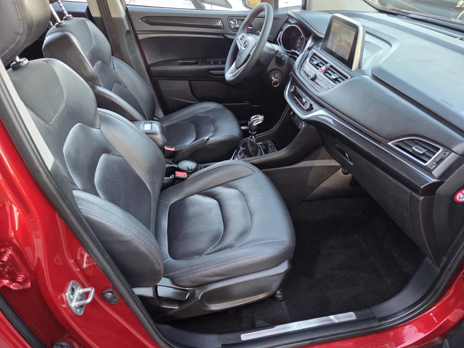 Dr 4 1.6 GPL 360камери, снимка 9 - Автомобили и джипове - 54155194