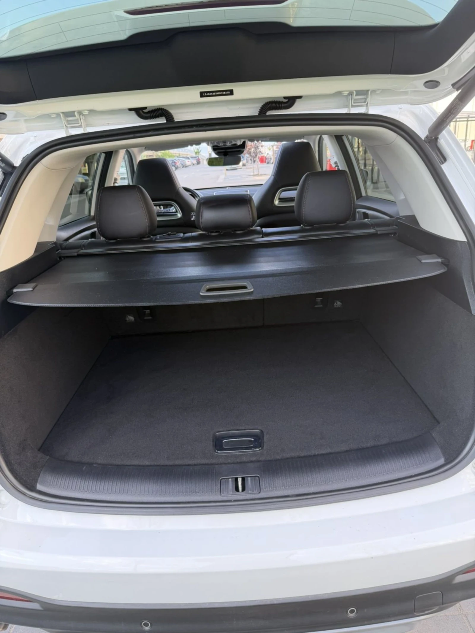 Hyundai Tucson MG EHS 2022 Plug in Hybrid 37000km, снимка 17 - Автомобили и джипове - 54818312