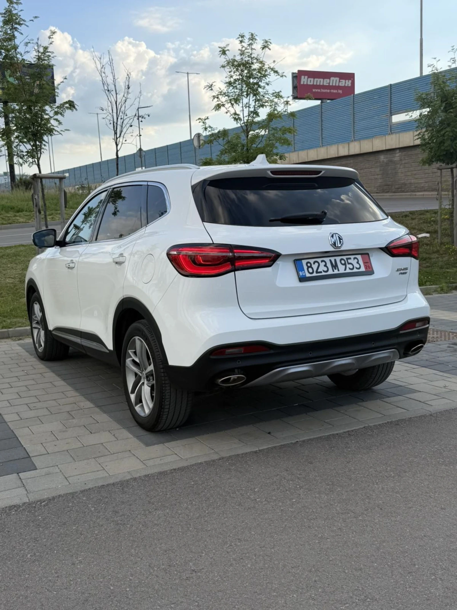 Hyundai Tucson MG EHS 2022 Plug in Hybrid 37000km, снимка 5 - Автомобили и джипове - 54818312
