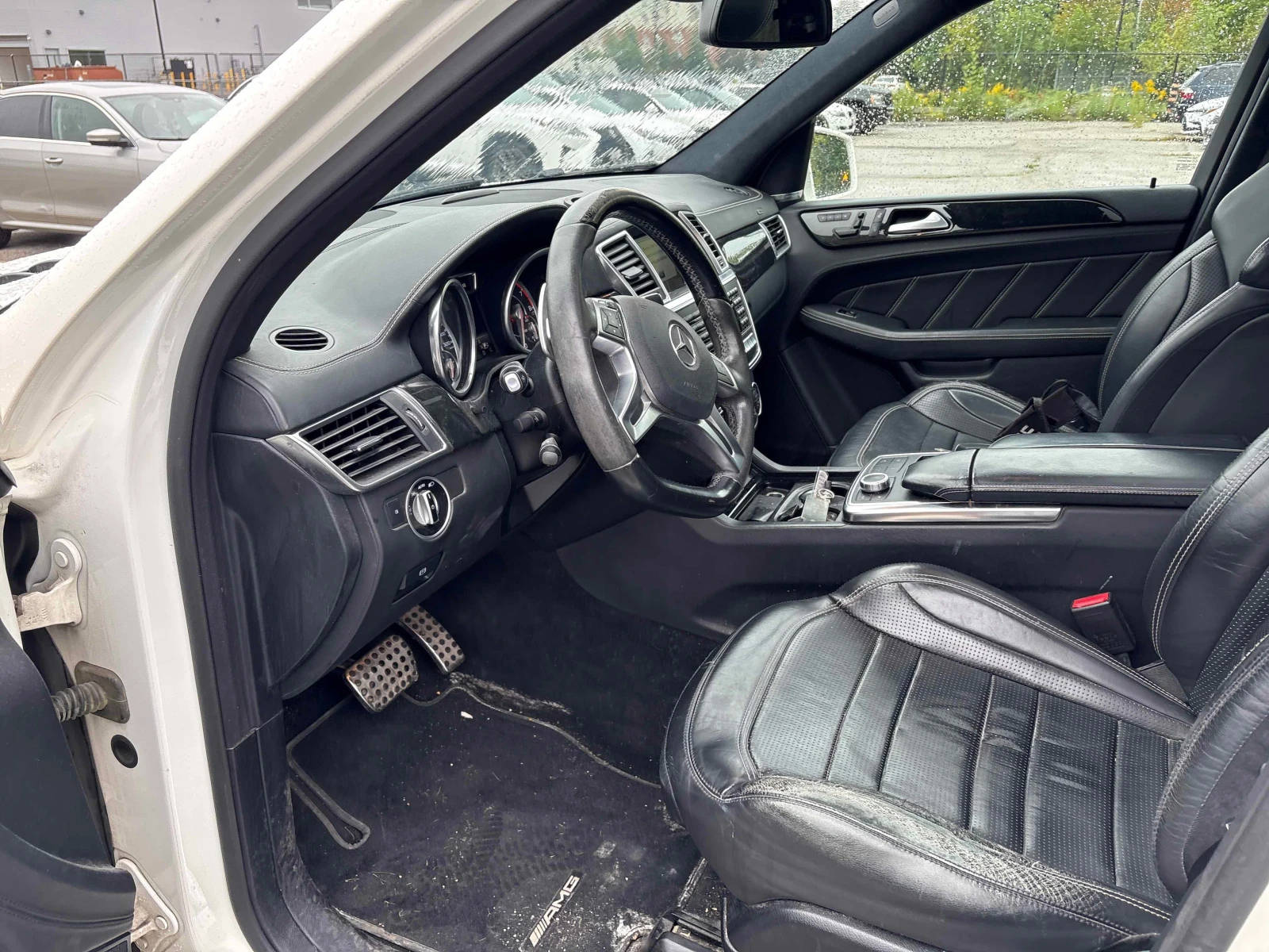 Mercedes-Benz ML 63 AMG * CARFAX * , снимка 5 - Автомобили и джипове - 56131928