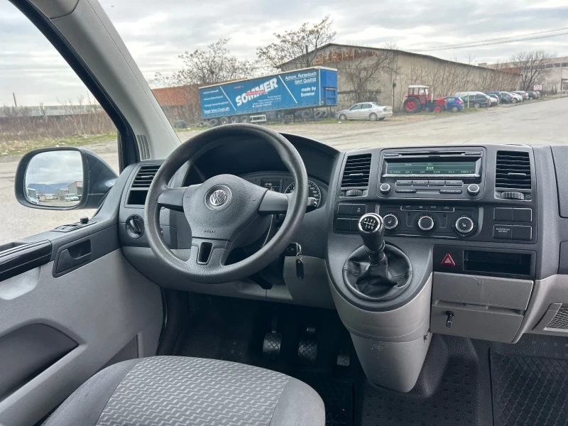 VW Caravelle 2.0TDI 140ps Нов Внос ГЕРМАНИЯ , снимка 10 - Бусове и автобуси - 53159553