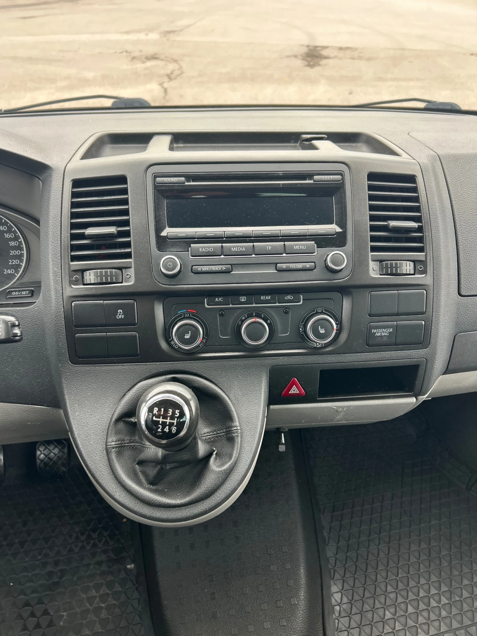 VW Caravelle 2.0TDI 140ps ��� ���� ��������  | Mobile.bg � ����������� 12