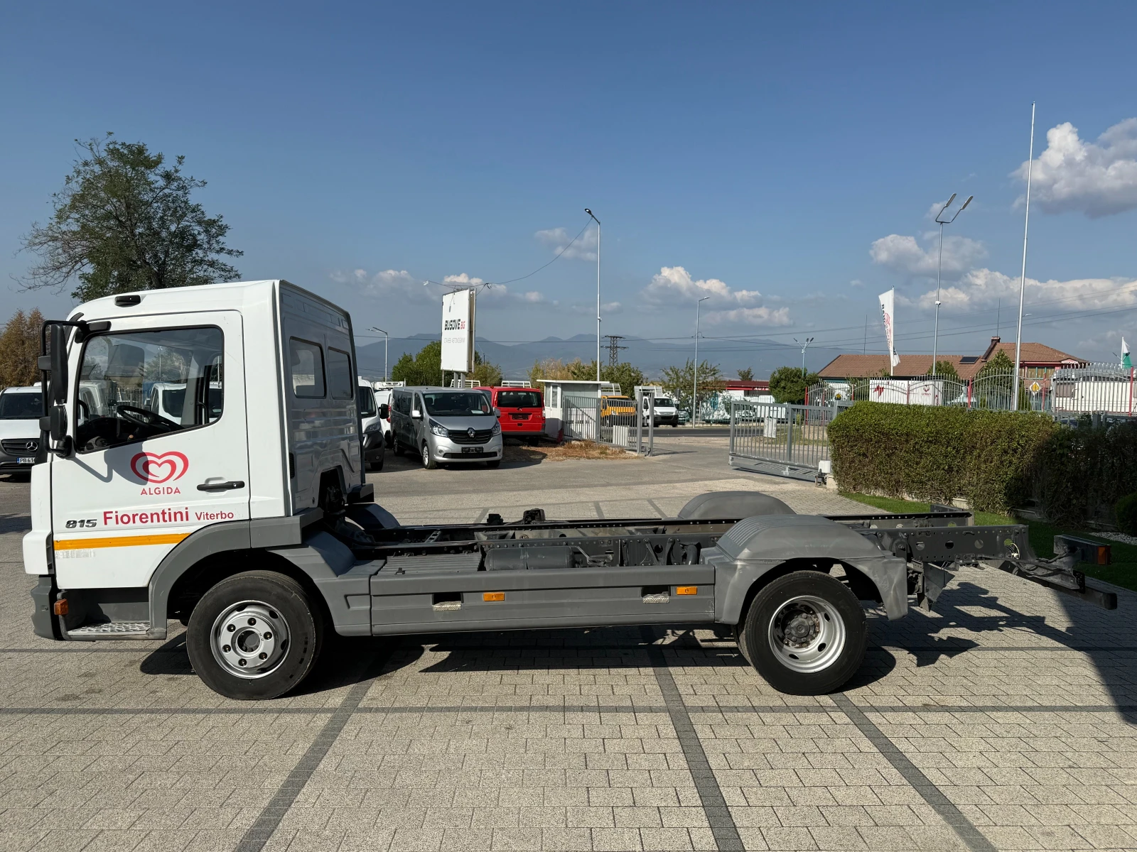 Mercedes-Benz Atego 815 На шаси , снимка 4 - Камиони - 55831679