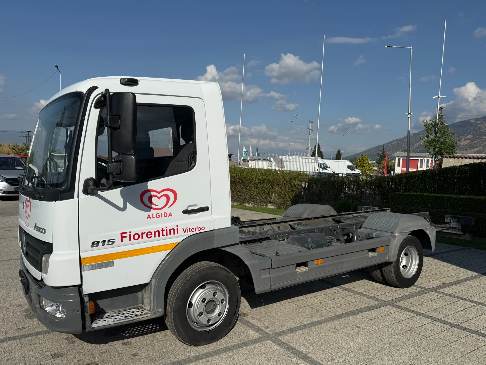Mercedes-Benz Atego 815 На шаси , снимка 3 - Камиони - 55831679
