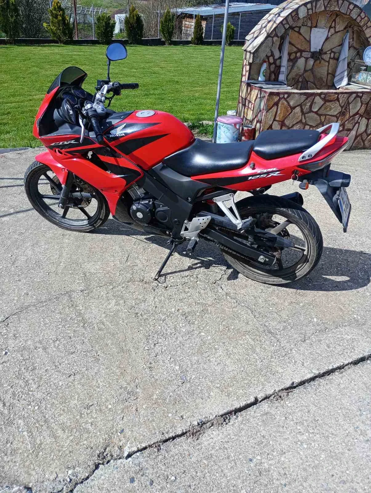 Honda Cbr 125 - изображение 2