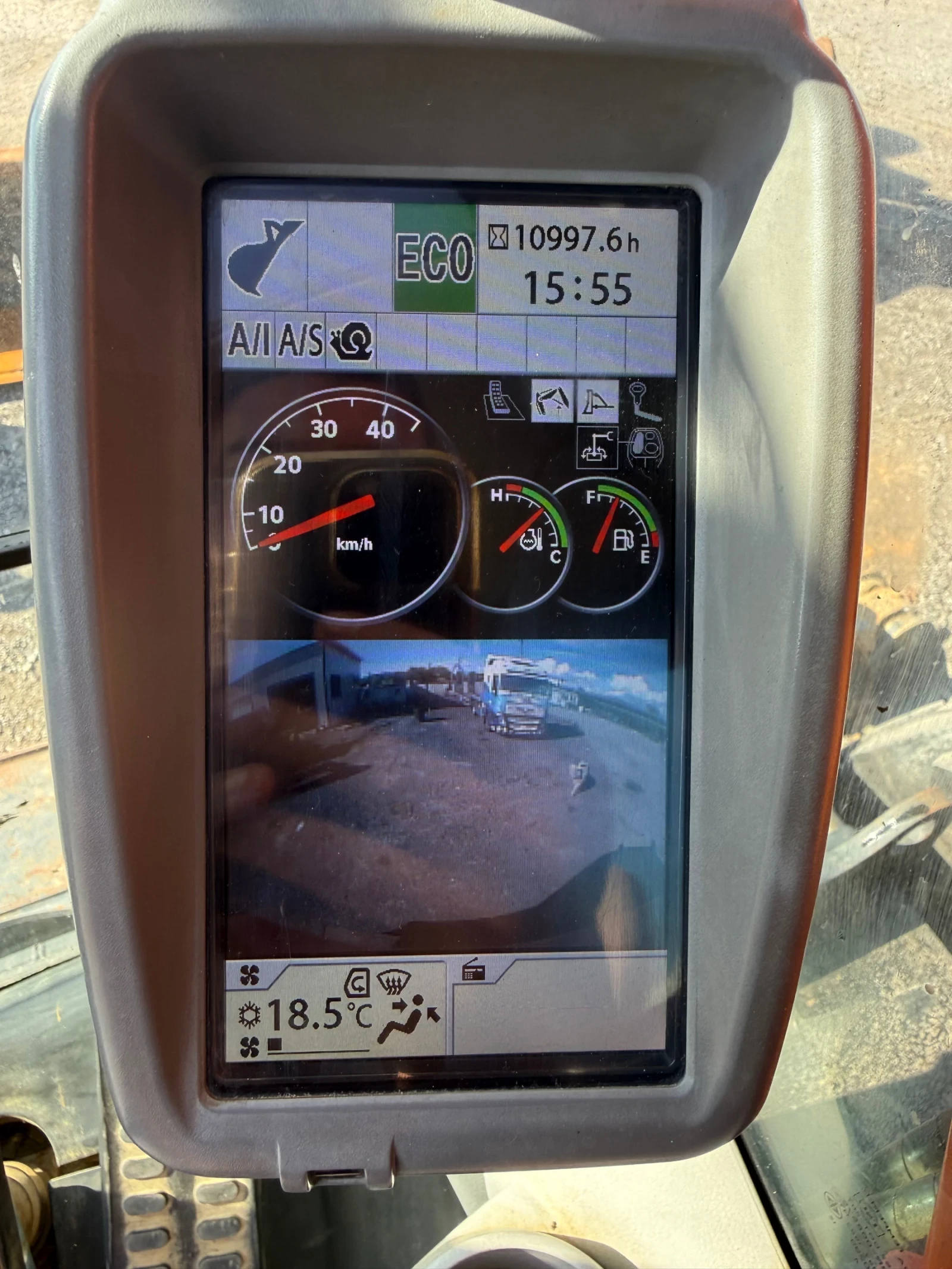 Багер Hitachi Zaxis 140W, снимка 7 - Индустриална техника - 54825782