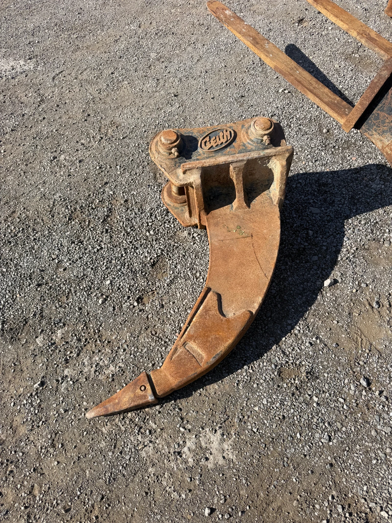 Багер Hitachi Zaxis 140W, снимка 9 - Индустриална техника - 54825782