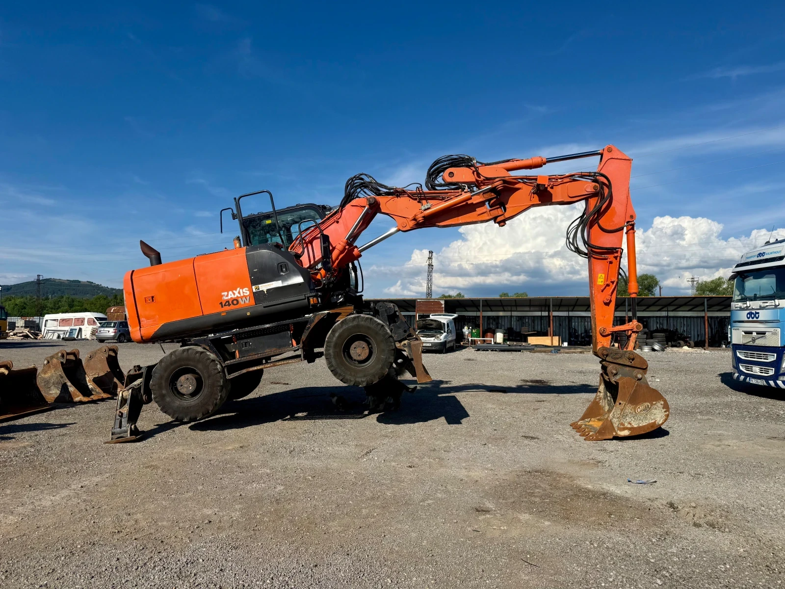Багер Hitachi Zaxis 140W, снимка 8 - Индустриална техника - 54825782