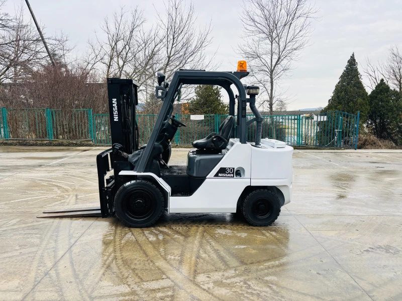 Мотокар Nissan Виличен изравнител и позиционер на вилиците