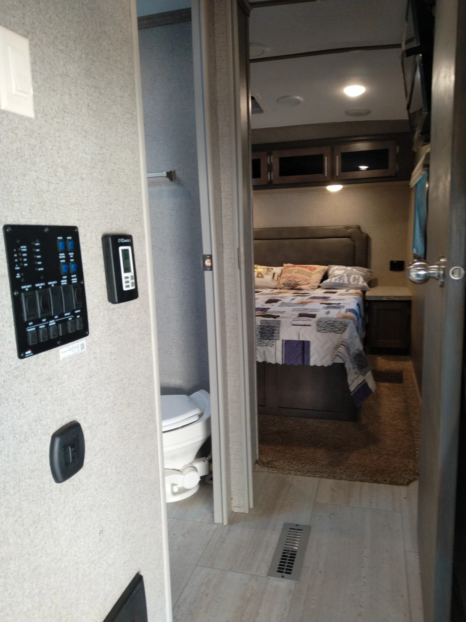  Forest River Flagstaff | Mobile.bg   12