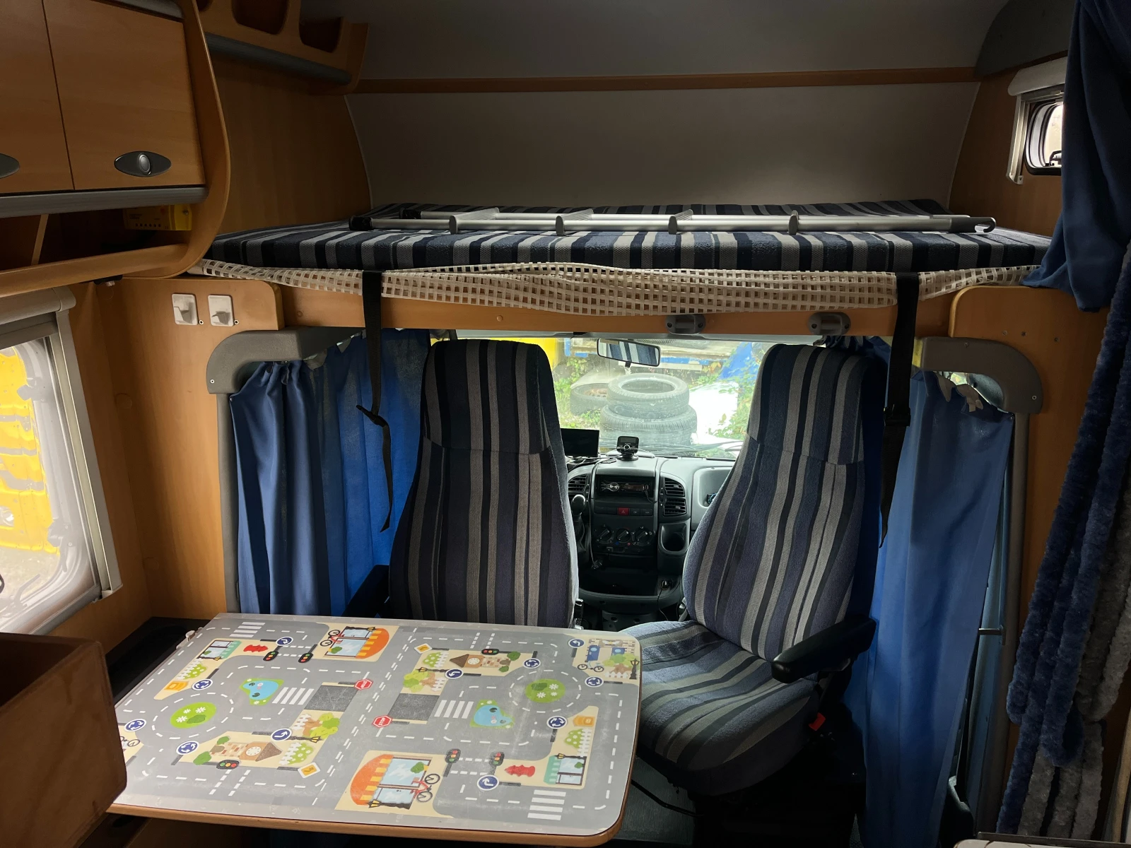 Кемпер Dethleffs Fiat Ducato 15Q 2. 3JTD + КЛИМАТИК, снимка 8 - Каравани и кемпери - 54623640