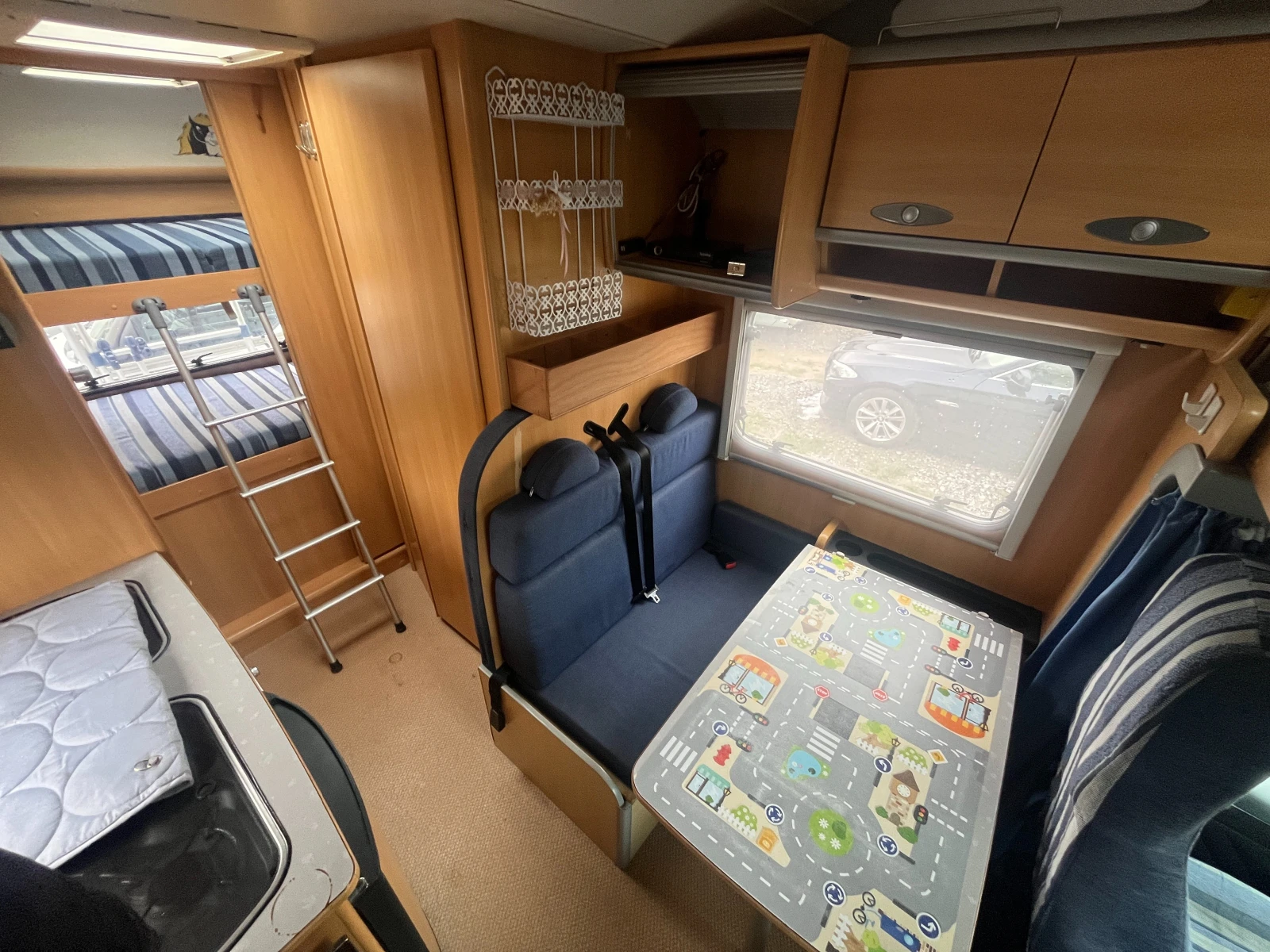 Кемпер Dethleffs Fiat Ducato 15Q 2. 3JTD + КЛИМАТИК, снимка 7 - Каравани и кемпери - 54623640