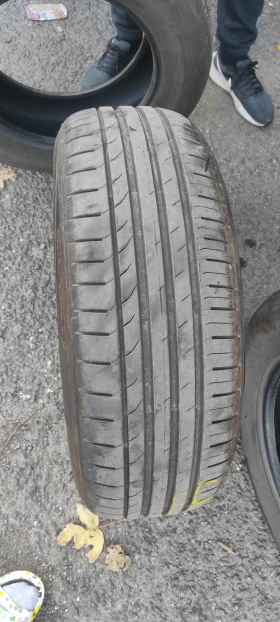 Гуми Летни 215/65R16, снимка 3