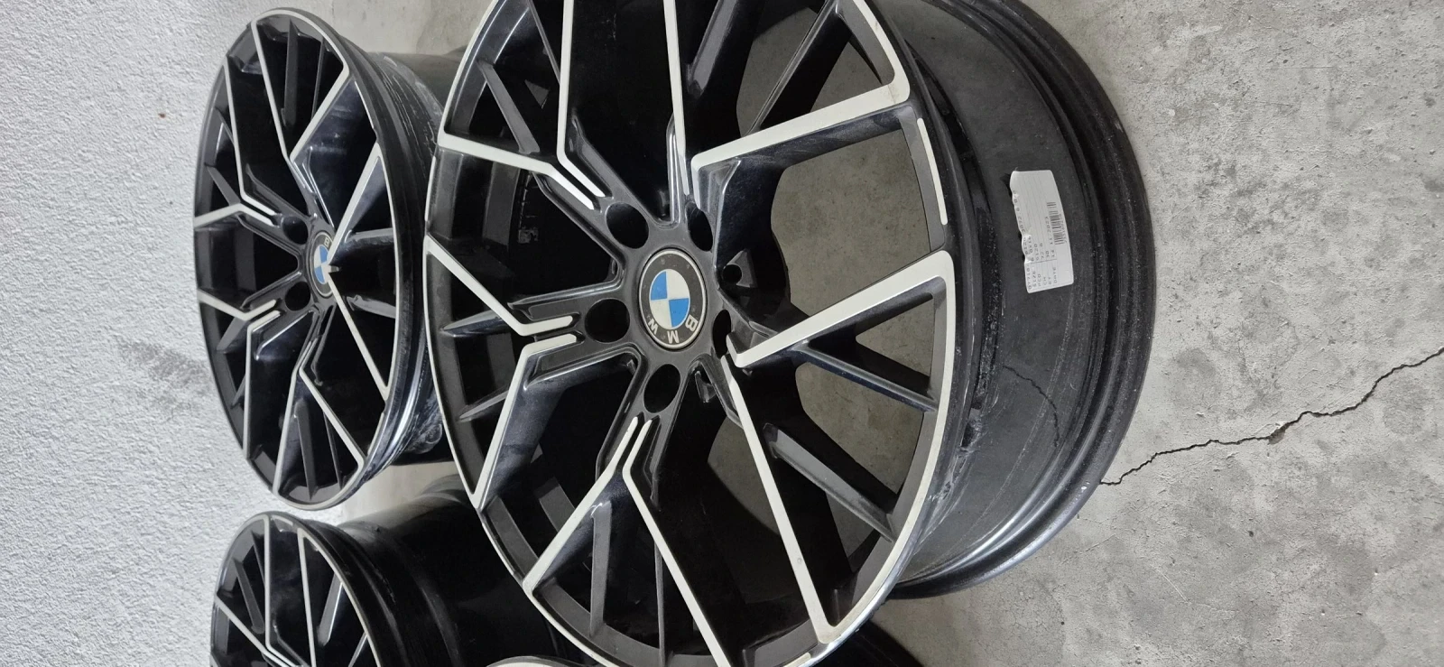 ������ | Mobile.bg � ����������� 4